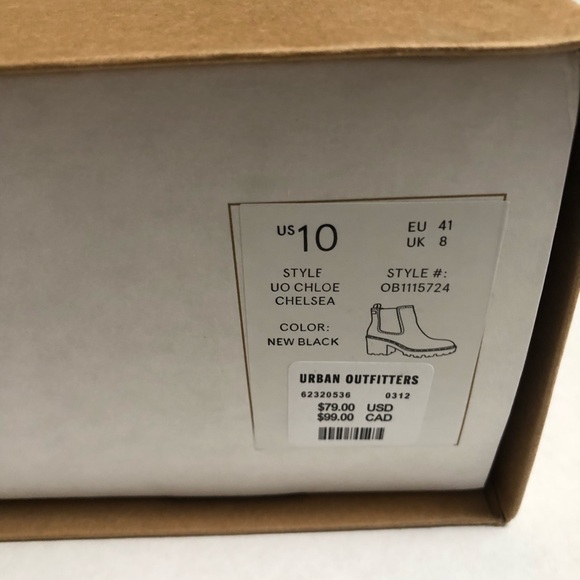 NWT Urban Outfitters Chloe Chelsea Timeless boot (10) - Picture 7 of 12